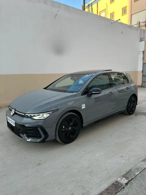 Volkswagen Golf 8 2025 R Black Edition 