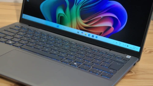 DELL LATITUDE 7455 | 14" Tactile| SNAPDRAGON X ELITE | NPU 45 TOPS | 16GB LPDDR5X | 512GB NVMe