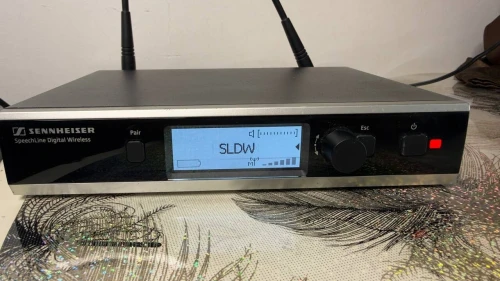 Récepteur rack sans fil numérique Sennheiser SpeechLine SL DW