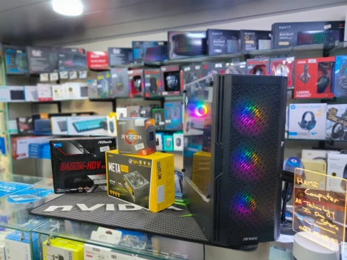 UC GAMING AMD RAYZEN 5 5600G