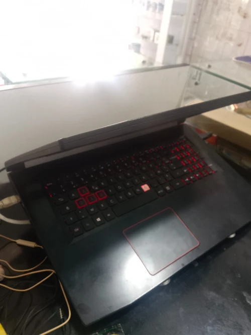 acer predator17 i5 8g 1t+128 gtx1050ti