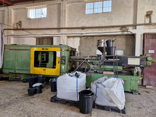 Machin Injection plastique 