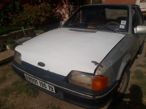 Ford Escort 1990 