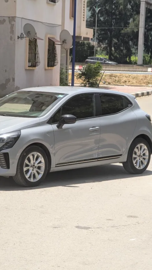 Renault Clio 5  2024 Evolution