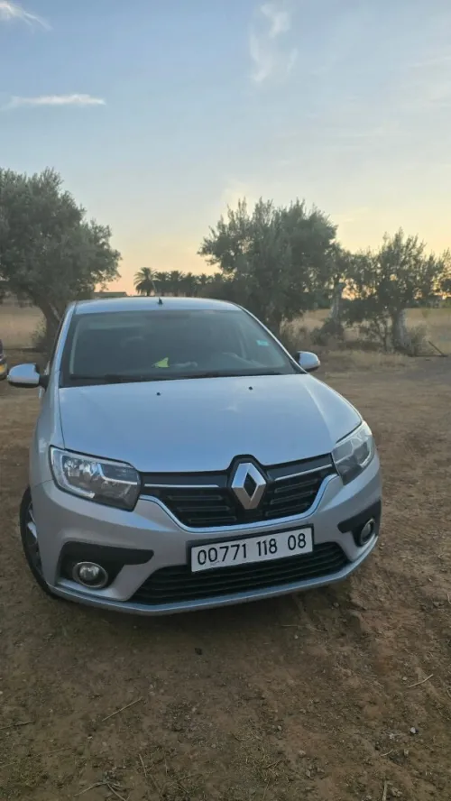 Renault Symbol 2018 3