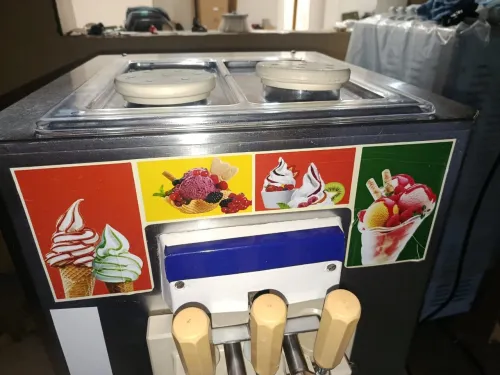 2 Mchine à crème Carpigiani
