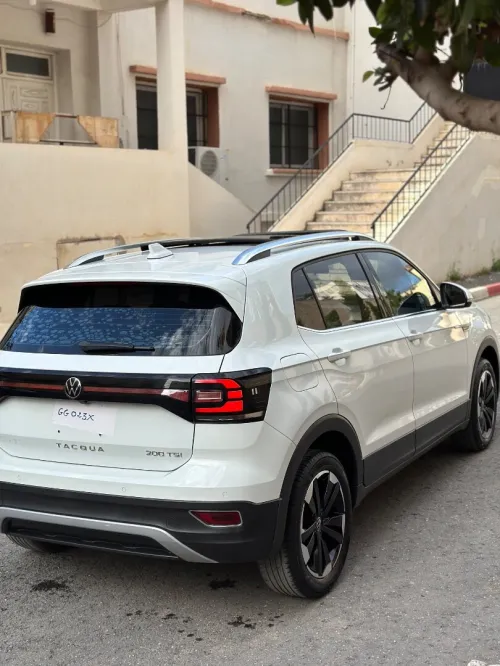 Volkswagen Tacqua 2023 