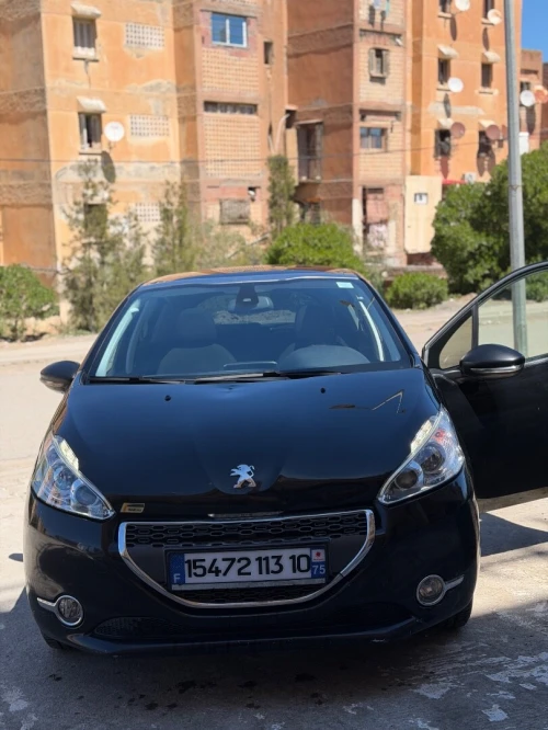 Peugeot 208 2013 Allure
