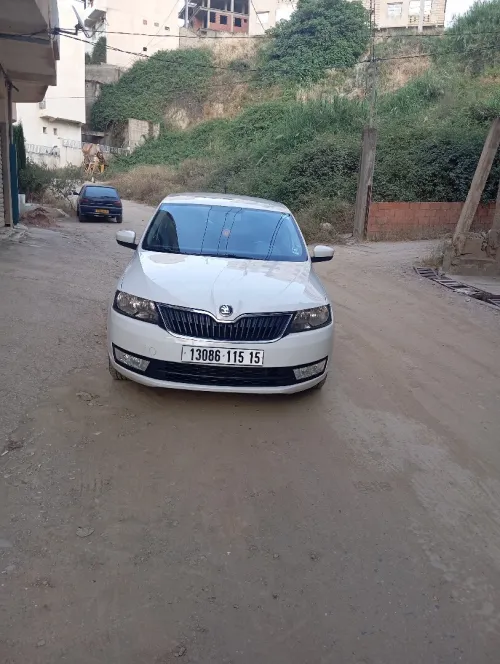 Skoda Rapid 2015 Ambition