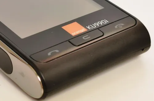 LG KU990i
