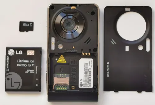 LG KU990i