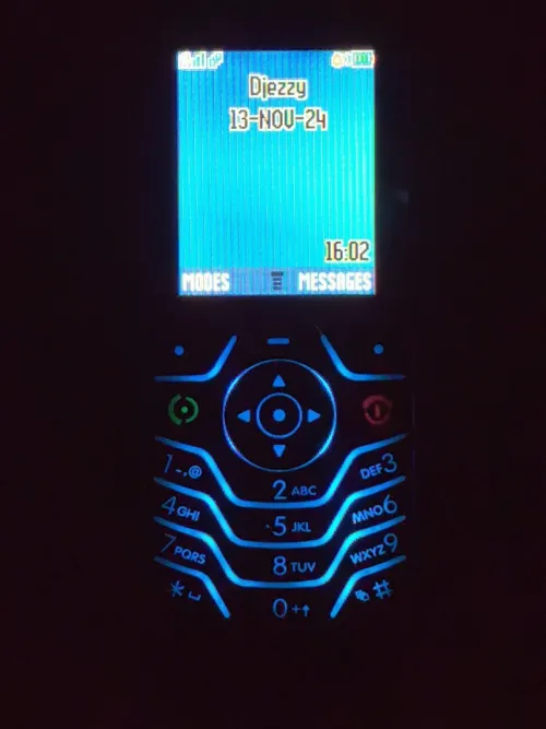 Motorola L6