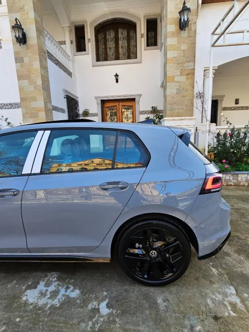 Volkswagen Golf 8 2025 R-Line
