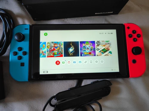 Nintendo switch V2 2020 flashée puce 128 go + mode online