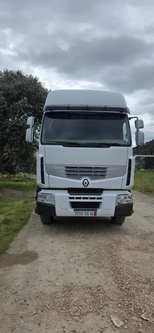Renault 440 DXI 2010