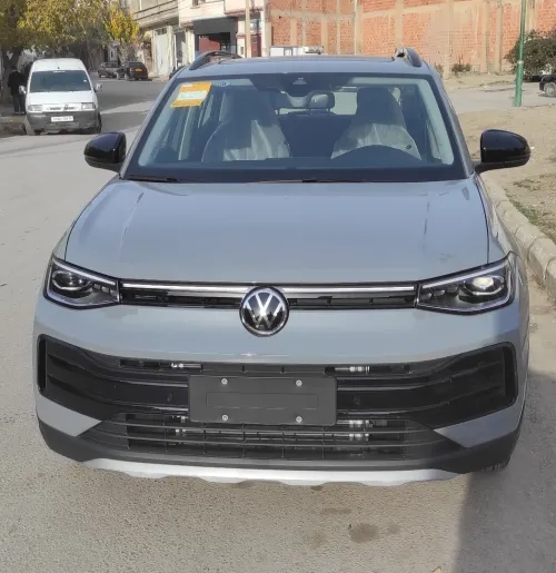 Volkswagen Tahru THARU XR full options 2025 Edition ENJOY (Model 2026) avec siège électrique.