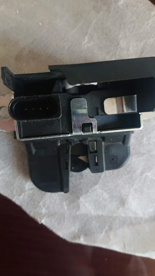 Serrure de hayon VOLKSWAGEN TIGUAN, POLO, GOLF, PASSAT