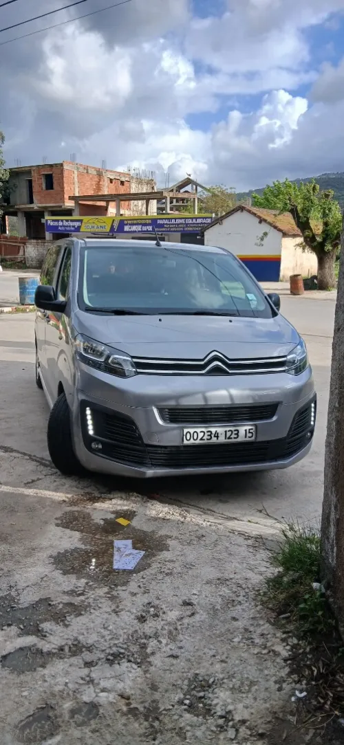 Citroen Jumpy 2023 