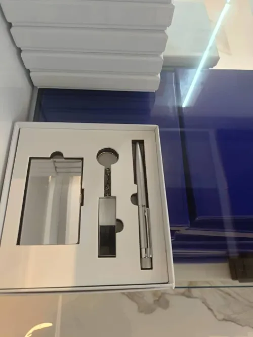 COFRRET PERSONNALISE CADEAU ENTREPRISE