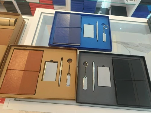 COFRRET PERSONNALISE CADEAU ENTREPRISE