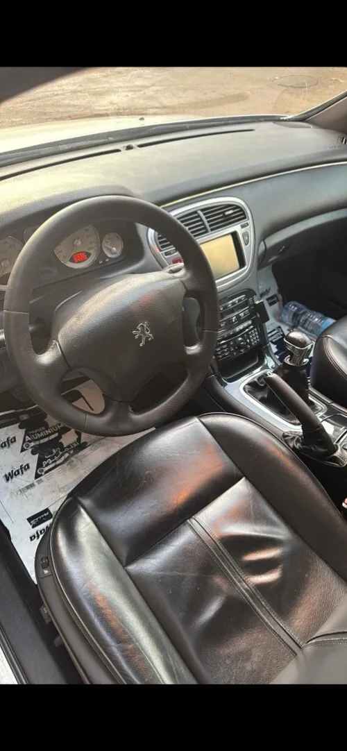 Peugeot 607 2002 