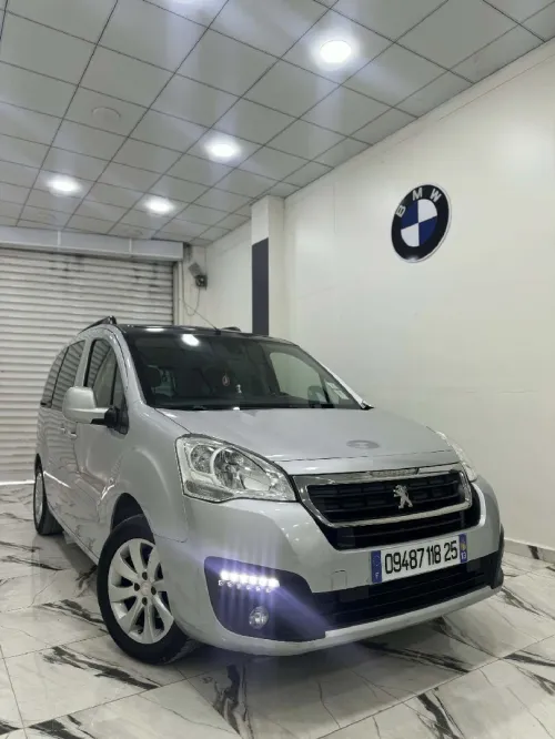 Peugeot Partner 2018 Tepee Allure 