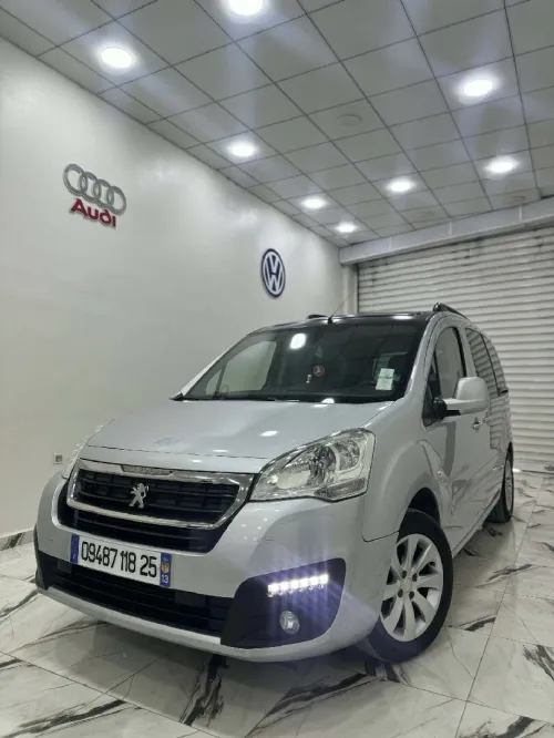Peugeot Partner 2018 Tepee Allure 