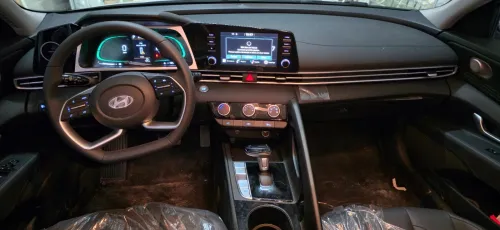 Hyundai Elantra 2025 Glx