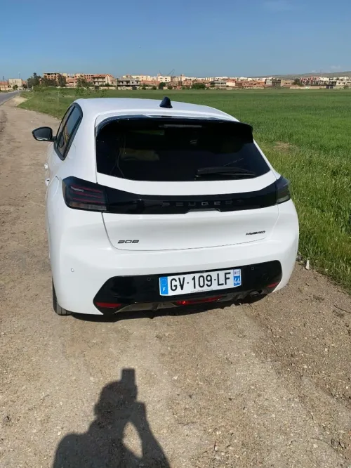 Peugeot 208 2024 208 hybrid allure