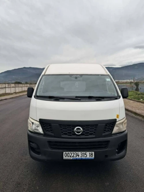 Nissan Urvan 2015 Fourgon