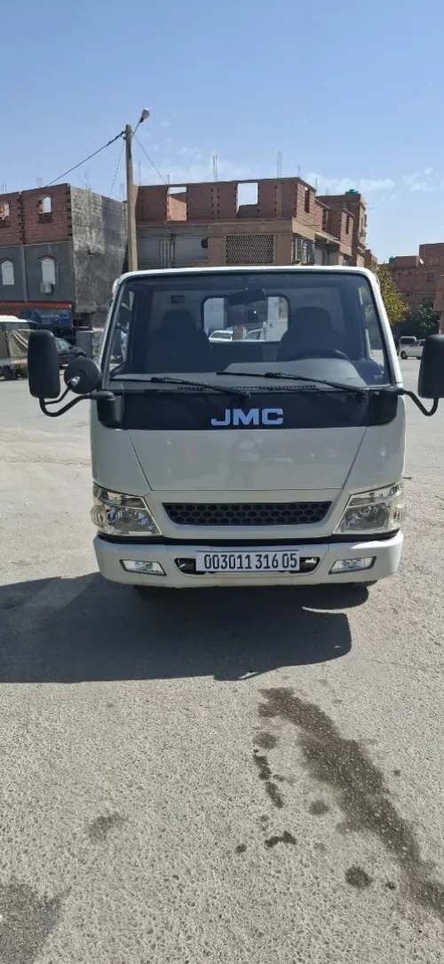 JMC 1040 léger 2016