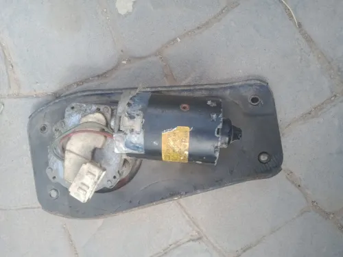 Moteur essuie glace