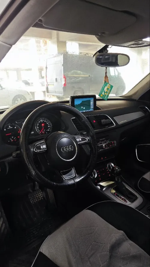 Audi Q3 2012 S Line