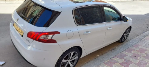 Peugeot 308 2015 Allure