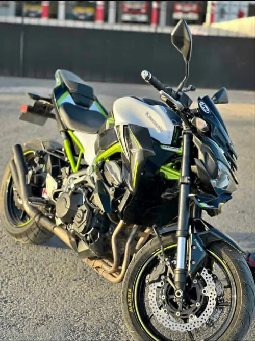 Kawasaki z900 2019
