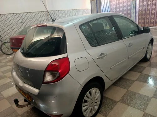 Renault Clio 3 2010 Exception