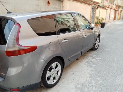 Renault Grand Scenic 2011 Grand Scenic