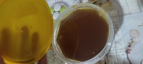 عسل نحل جبلي حر 