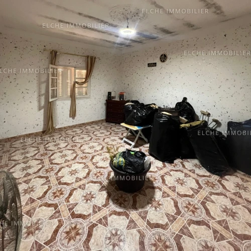 Vente Appartement Niveau de villa F3 Oran Sidi chami