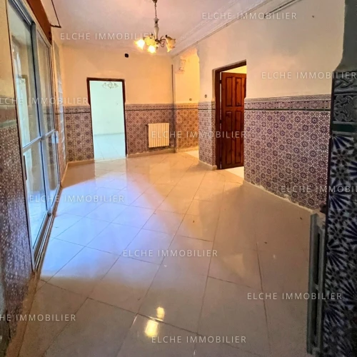 Location Appartement Niveau de villa F4 Oran Oran