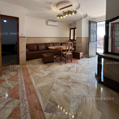 Location Appartement Niveau de villa F3 Oran Oran