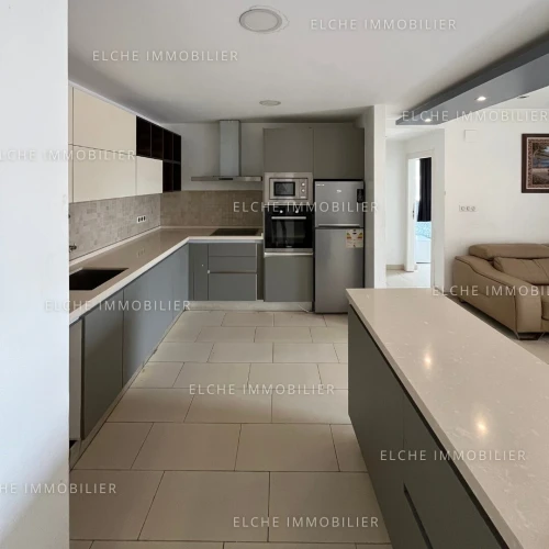 Location Appartement F4 Oran Oran
