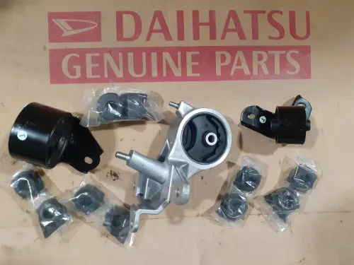  DAIHATSU pièce détaché charade  sirion terios GRAN-MAX cuore materia avenza