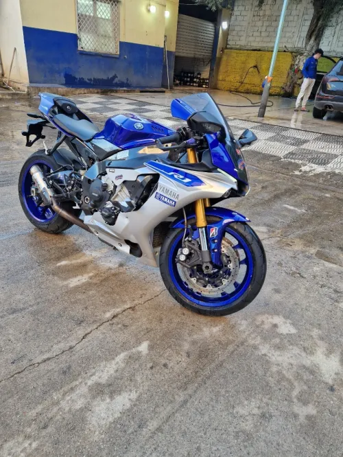 Yamaha R+1 2018