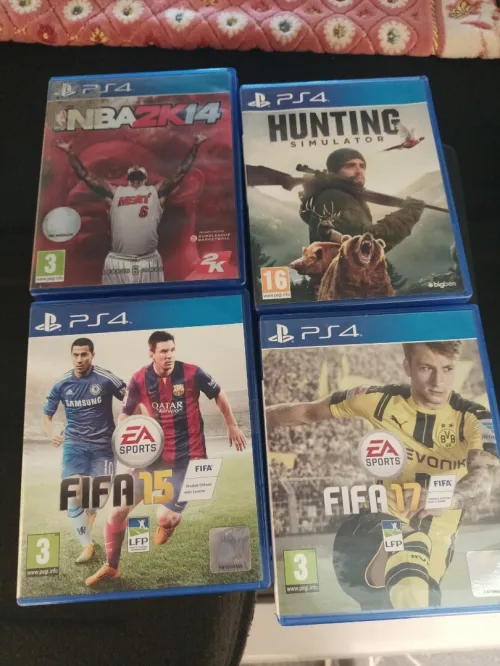 PS4