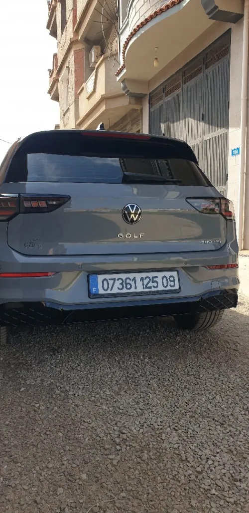 Volkswagen Golf 8 2025 R-Line