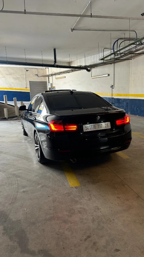 BMW Série 3 2017 F30