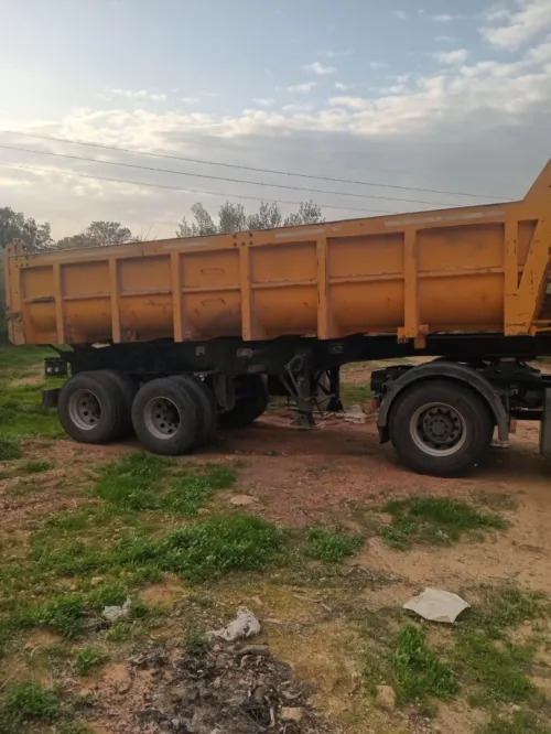 Renault lander 2010