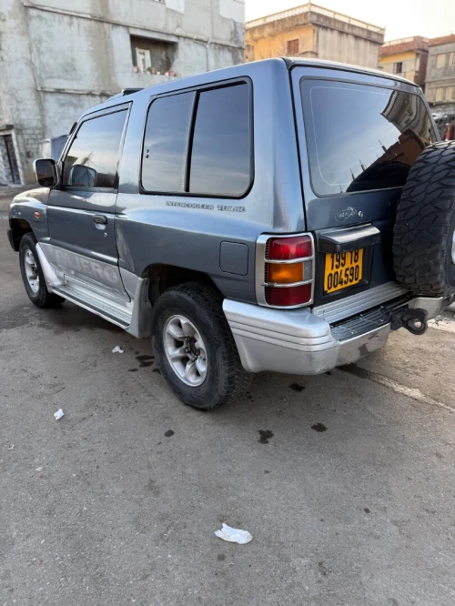 Mitsubishi Pajero Court 1999 Pajero Court