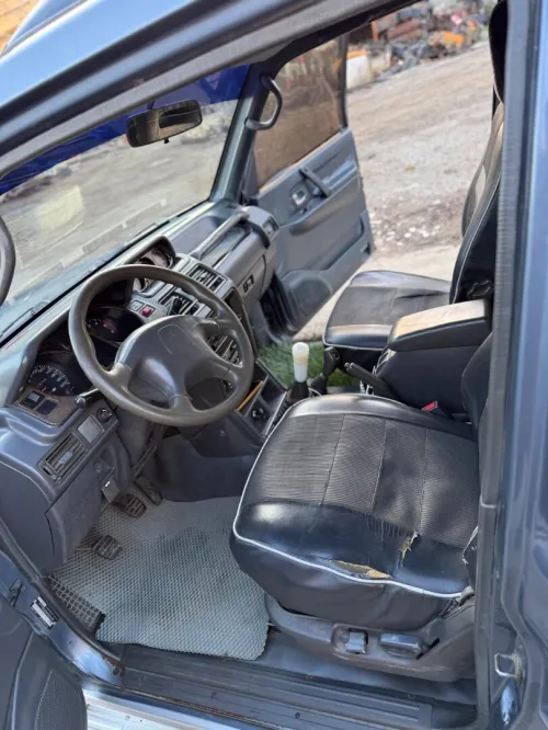 Mitsubishi Pajero Court 1999 Pajero Court